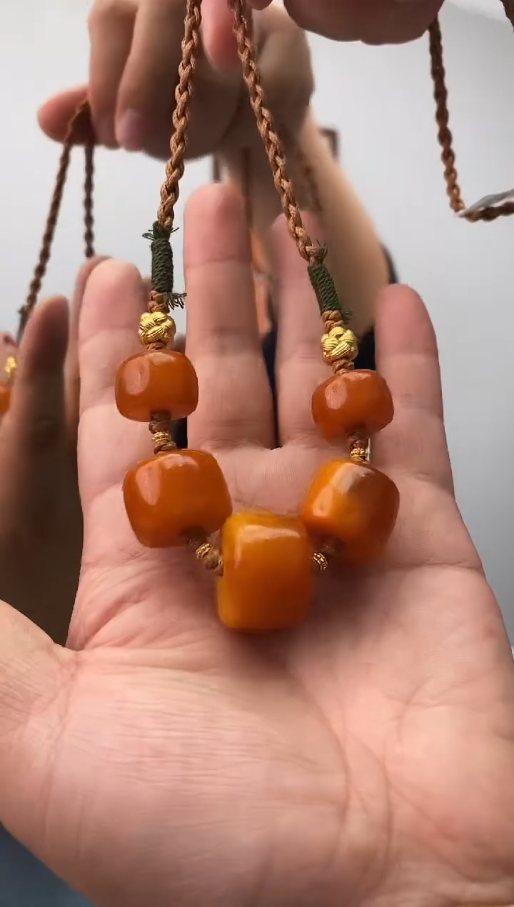 琥珀未镶嵌珠宝奇石假一罚十，多样性发一件0