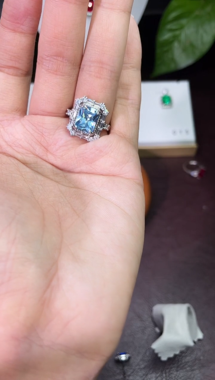 合金合成钻石海蓝戒指