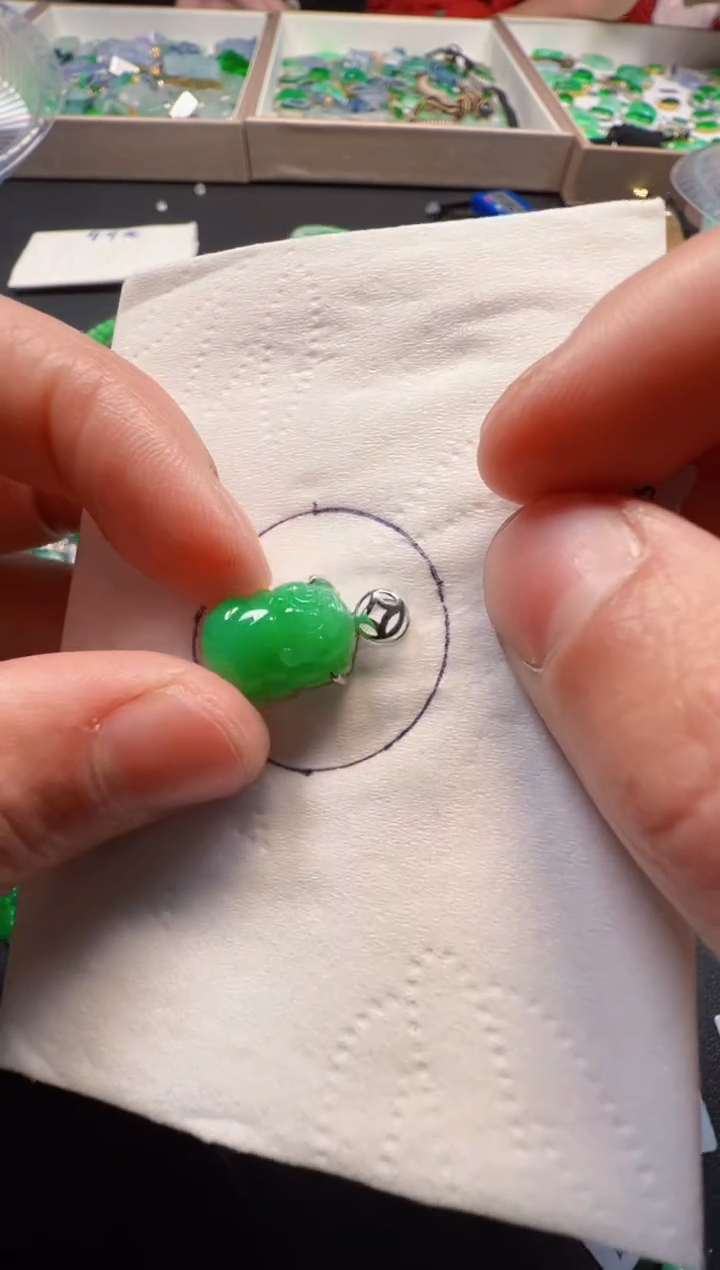 【闪购商品】定制翡翠18K金镶嵌2980元