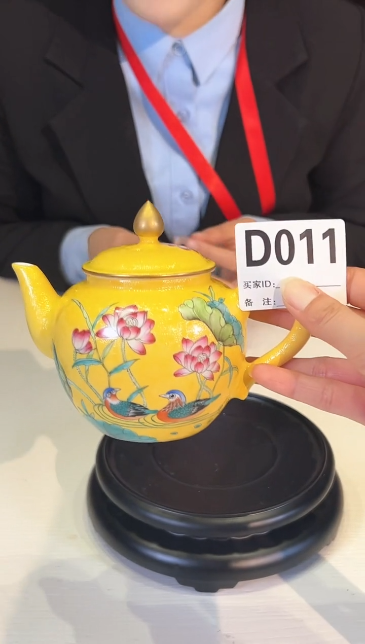 【闪购商品】壶黄底扒花花鸟壶011