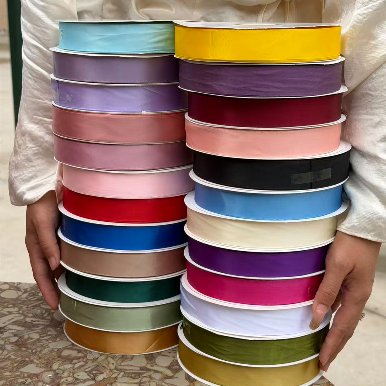 【1帮1】2.5纯色丝带100码大盘纯色丝带礼物缎带花店diy批发资材