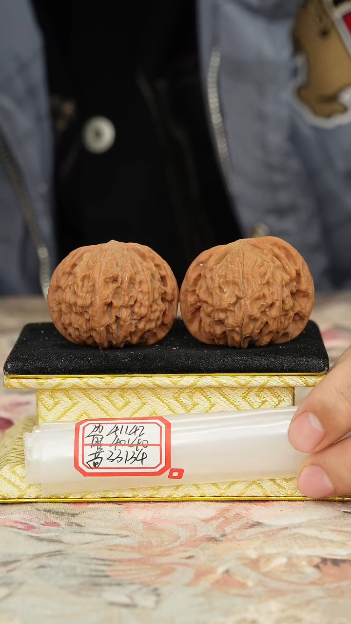 【闪购商品】文玩核桃把件磨盘