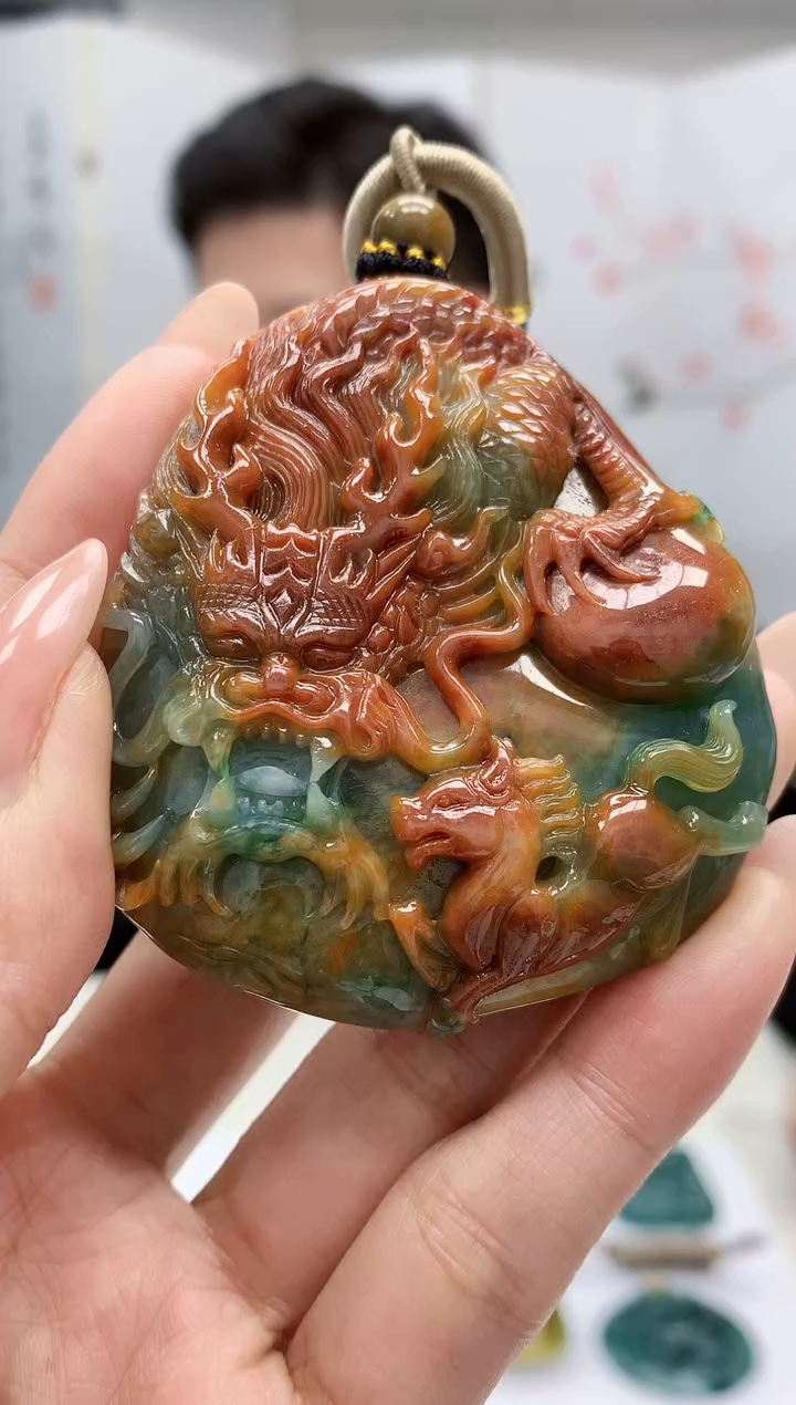 【闪购商品】定制翡翠未镶嵌4917MM-毛货挂件109