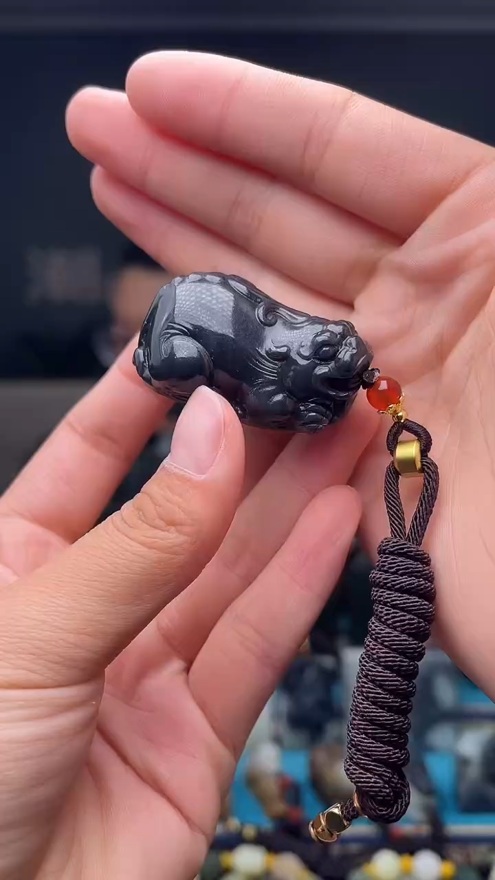 未镶嵌和田玉挂件1