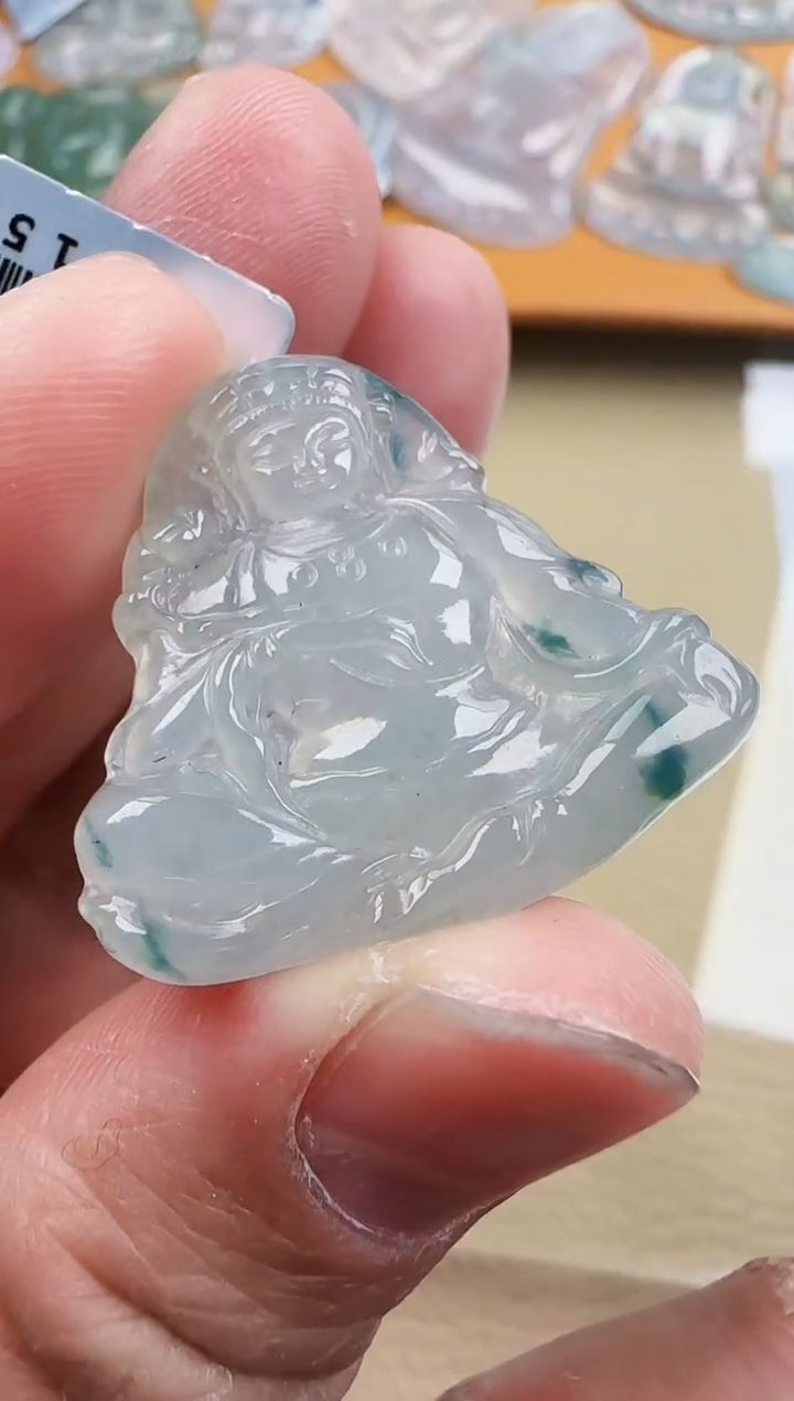 【闪购商品】翡翠颈饰未镶嵌翡翠