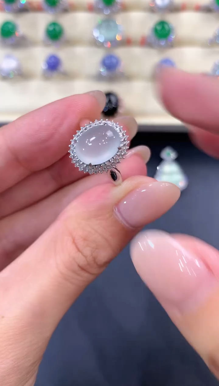 翡翠戒指18K金镶嵌a98          