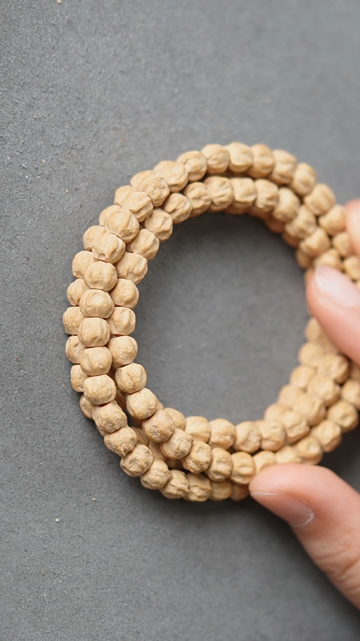 【闪购商品】柏香籽/百香籽吊坠冷艳凡尘