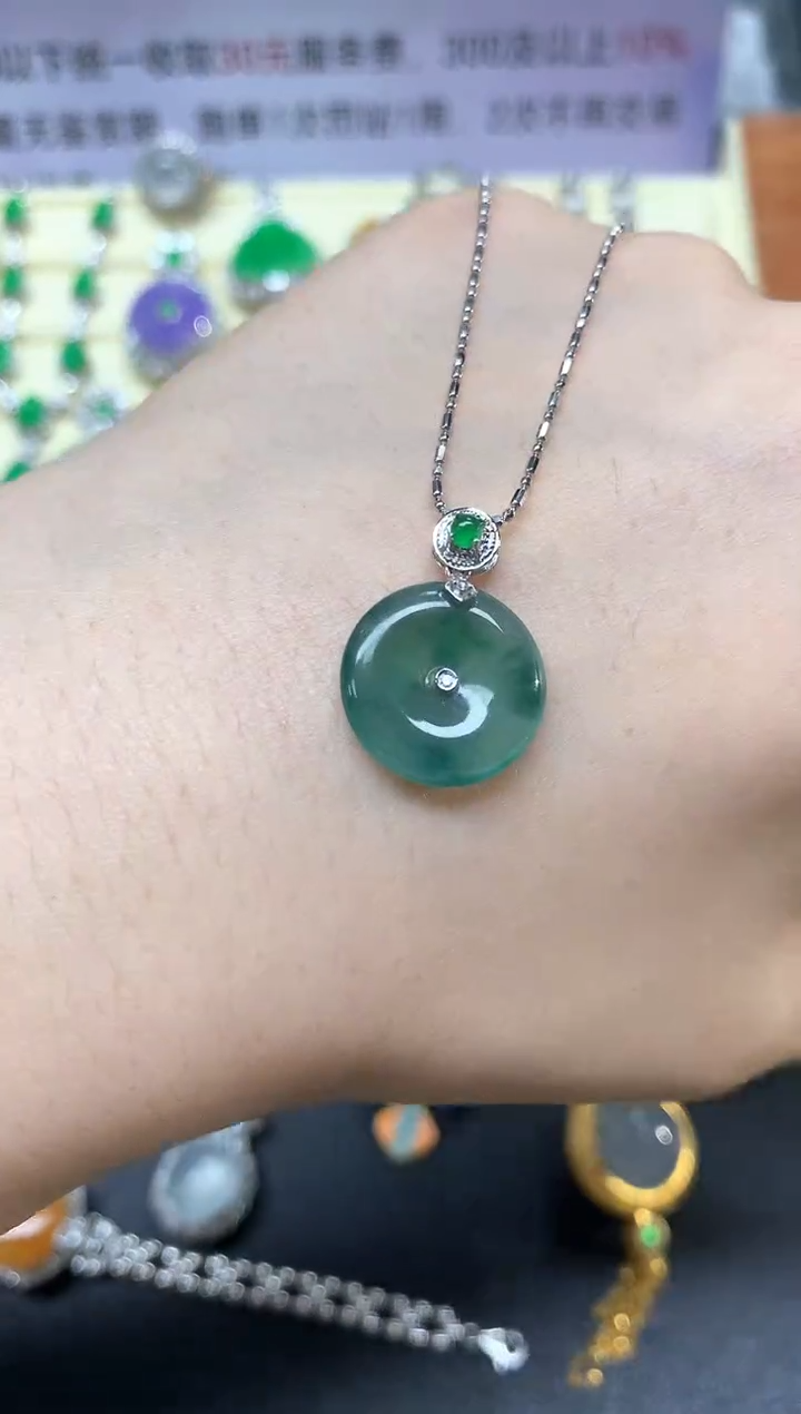 【闪购商品】翡翠吊坠(不含链)18K金镶嵌吊坠|1250+125