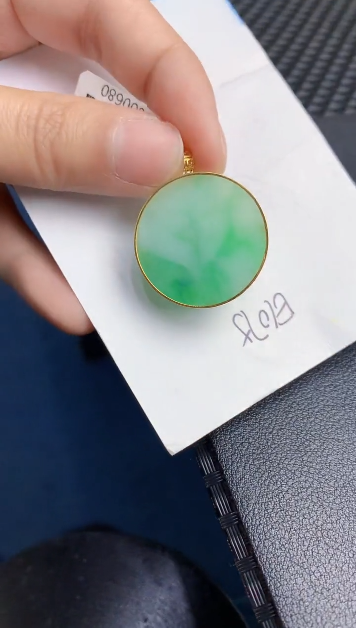 【闪购商品】翡翠颈饰18K金镶嵌000000000