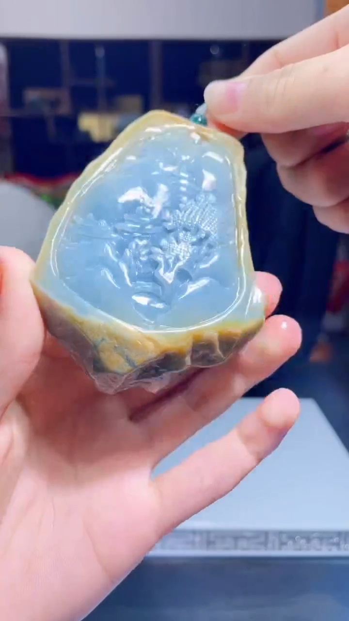 【闪购商品】翡翠吊坠(不含链)未镶嵌S170