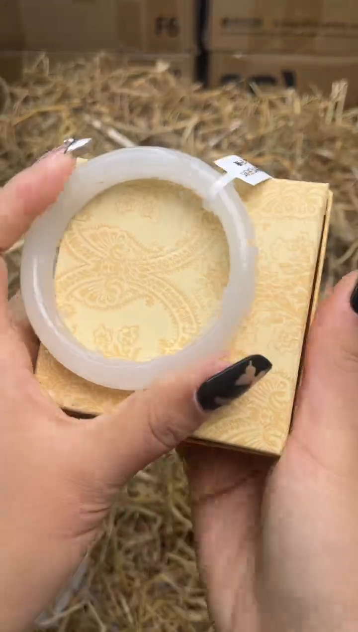 未镶嵌手镯石英质玉白-58