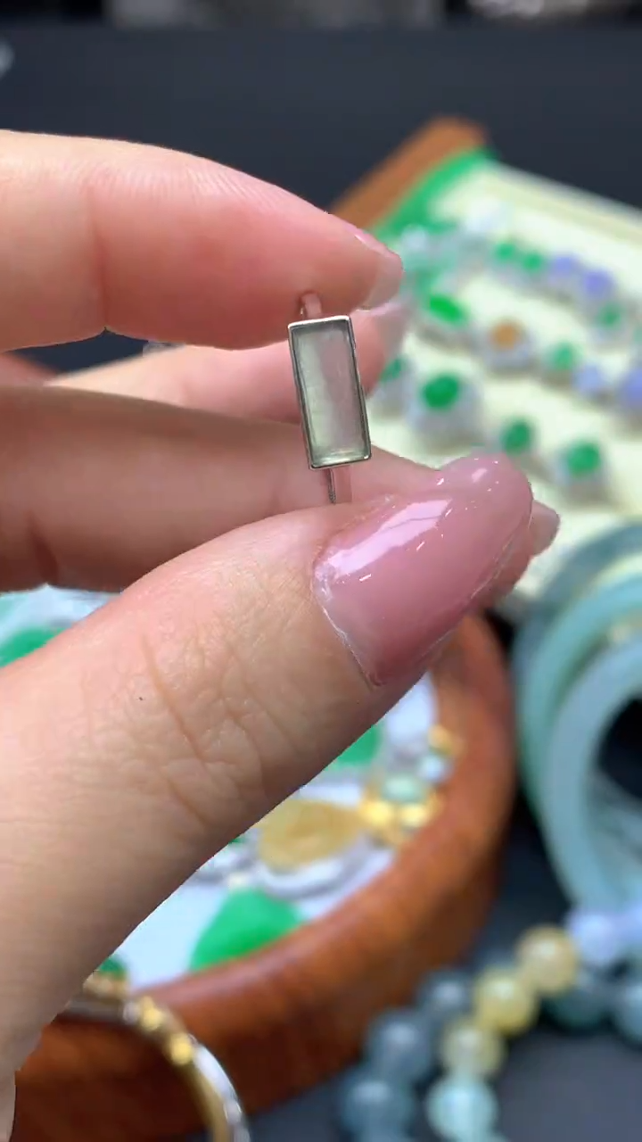 【闪购商品】翡翠颈饰未镶嵌11-天然翡翠