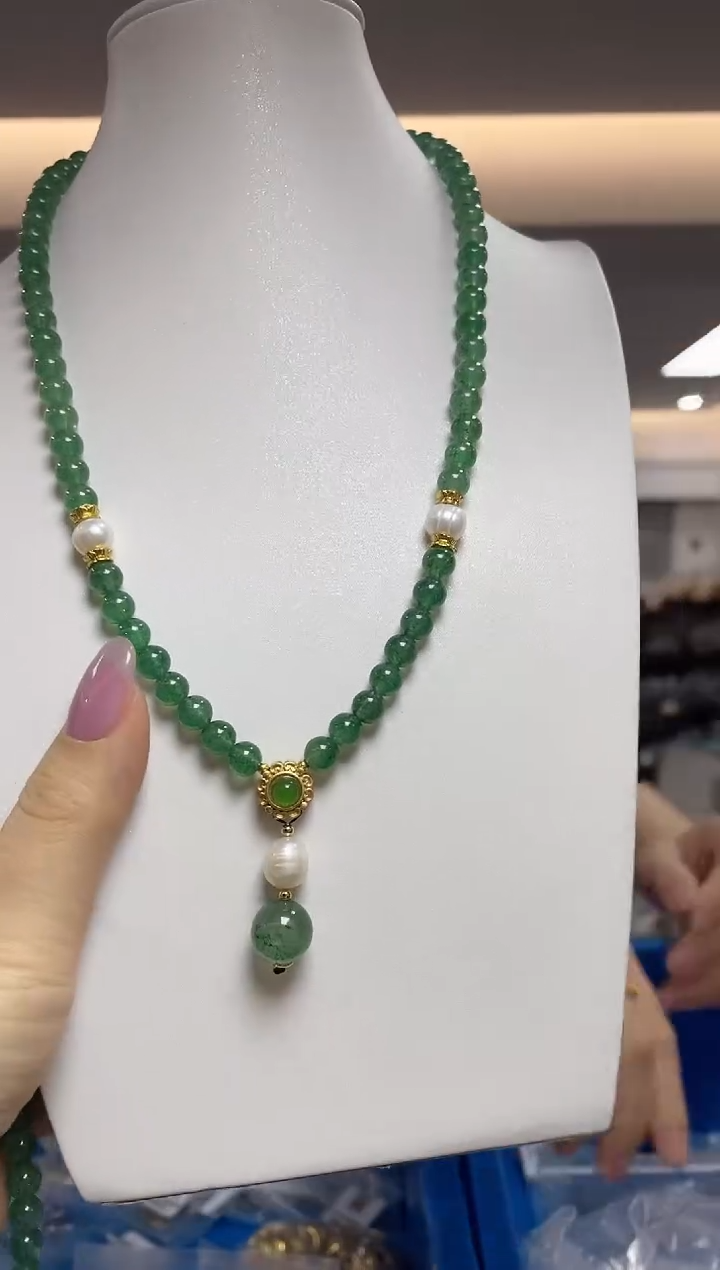 未镶嵌颈饰水晶（多样性发一件）