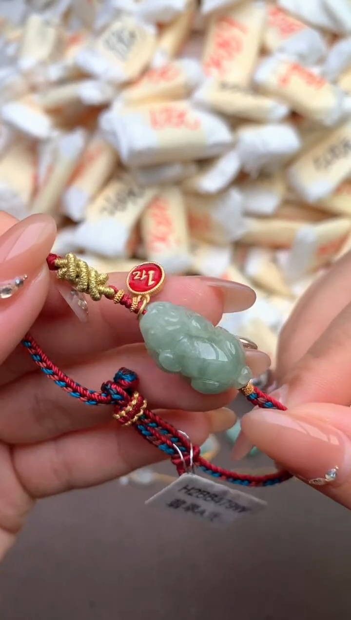 【闪购商品】翡翠手绳未镶嵌  —