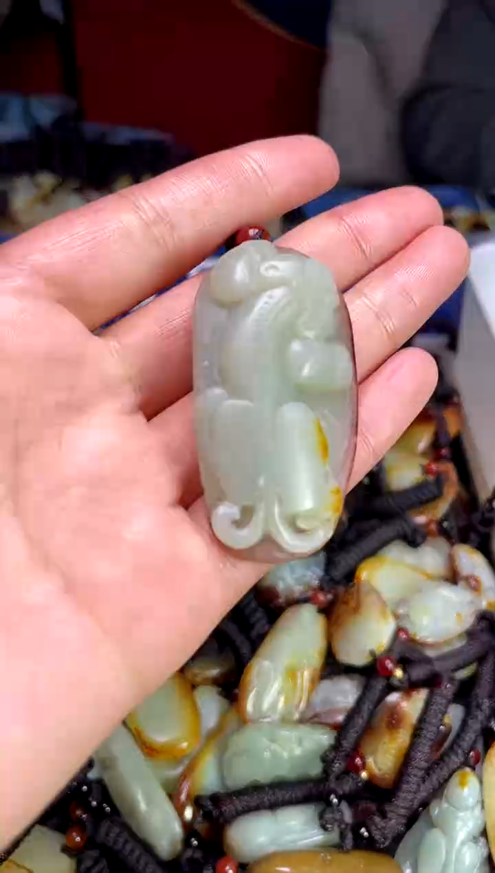 【闪购商品】和田玉颈饰未镶嵌12312