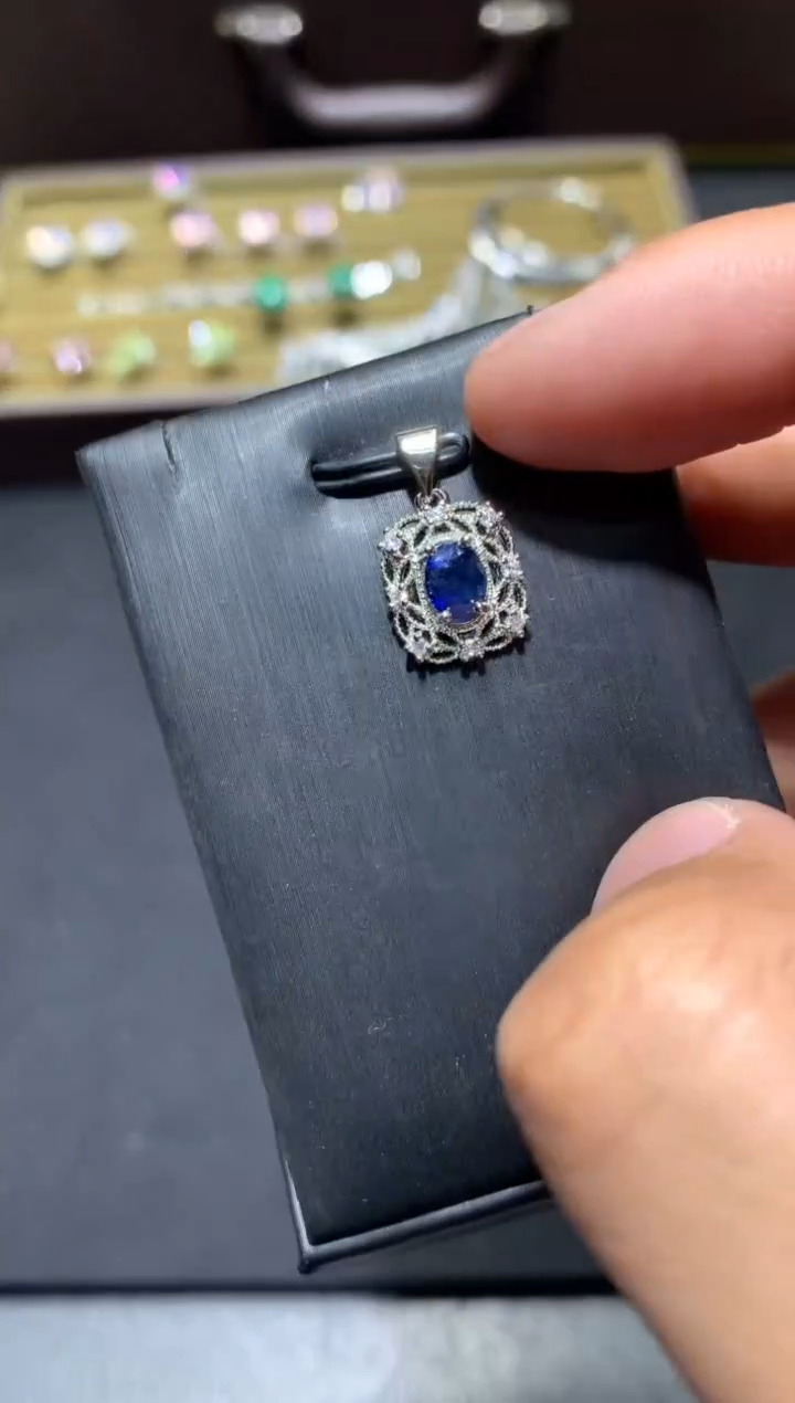 颈饰蓝宝石未镶嵌F115【多样性发其一】