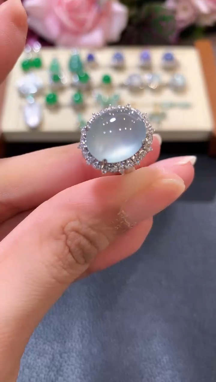 18K金镶嵌戒指翡翠z98  