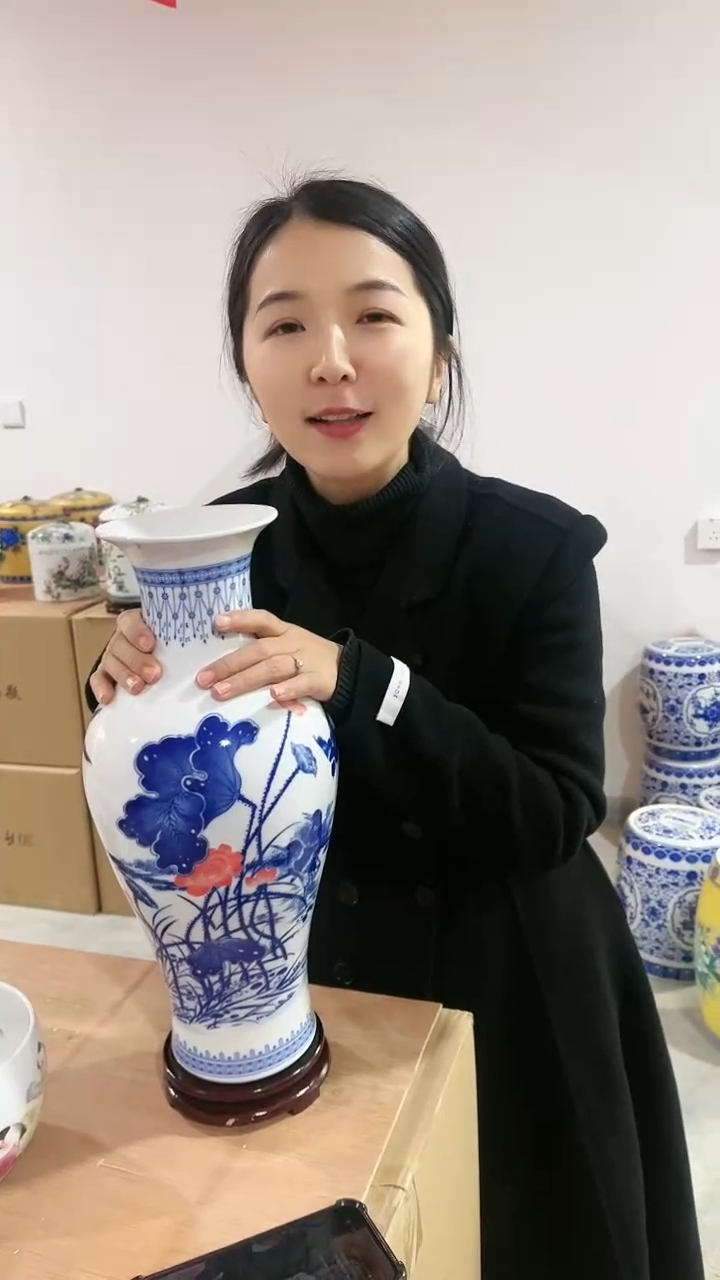 【闪购商品】花瓶00000