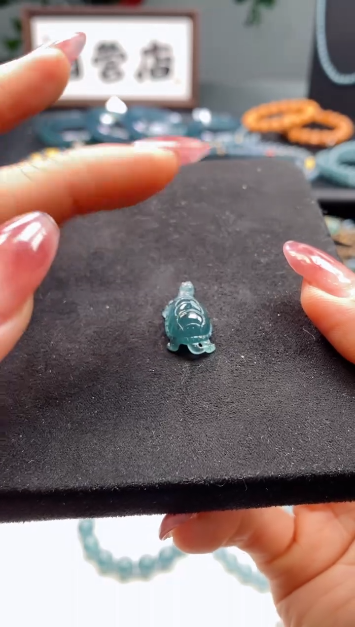 【闪购商品】翡翠颈饰未镶嵌0884467389