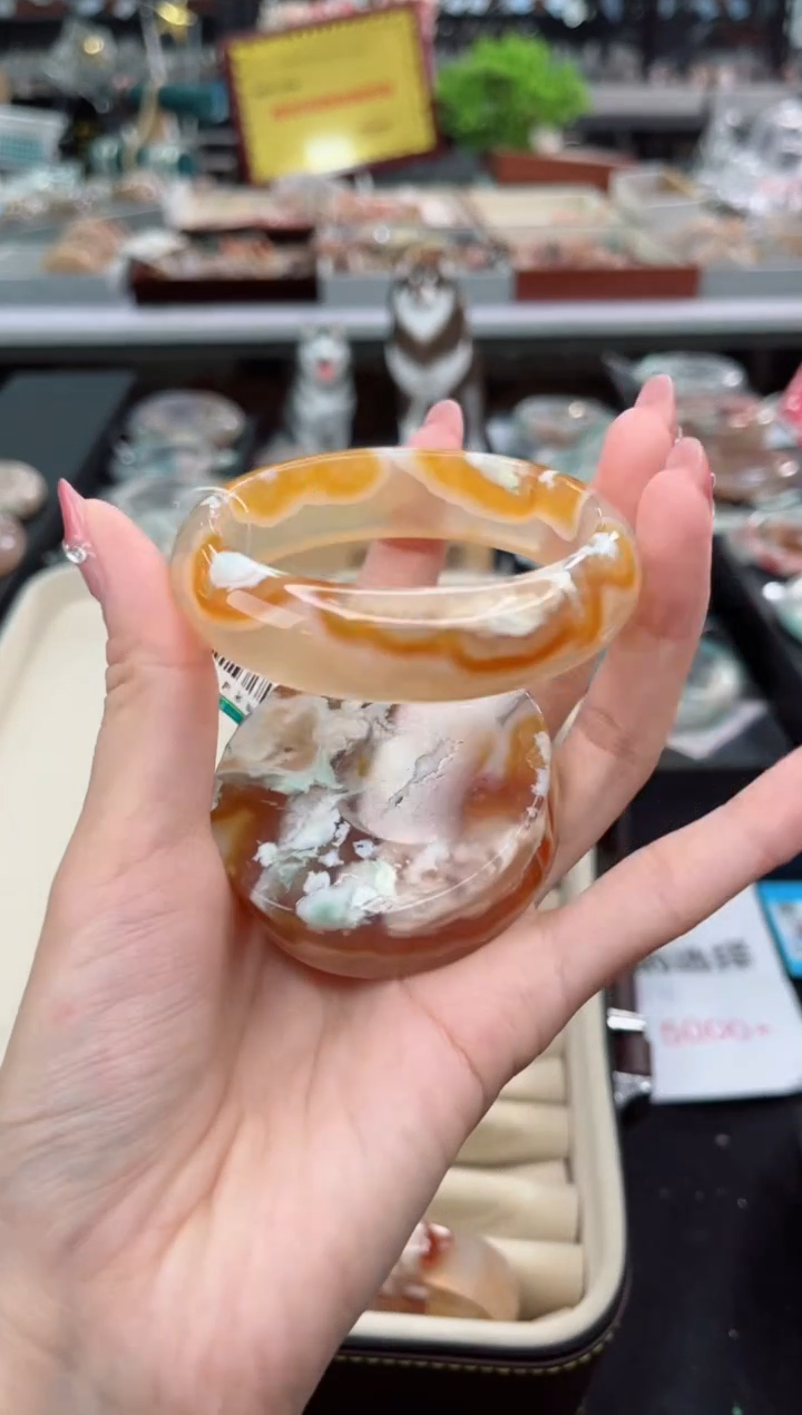 【闪购商品】石英质玉手镯未镶嵌55圈口（赠品镯心）66762