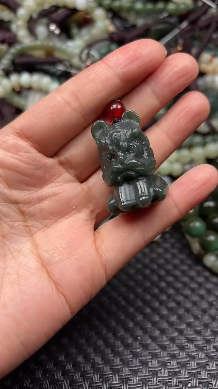 【闪购商品】和田玉颈饰未镶嵌.