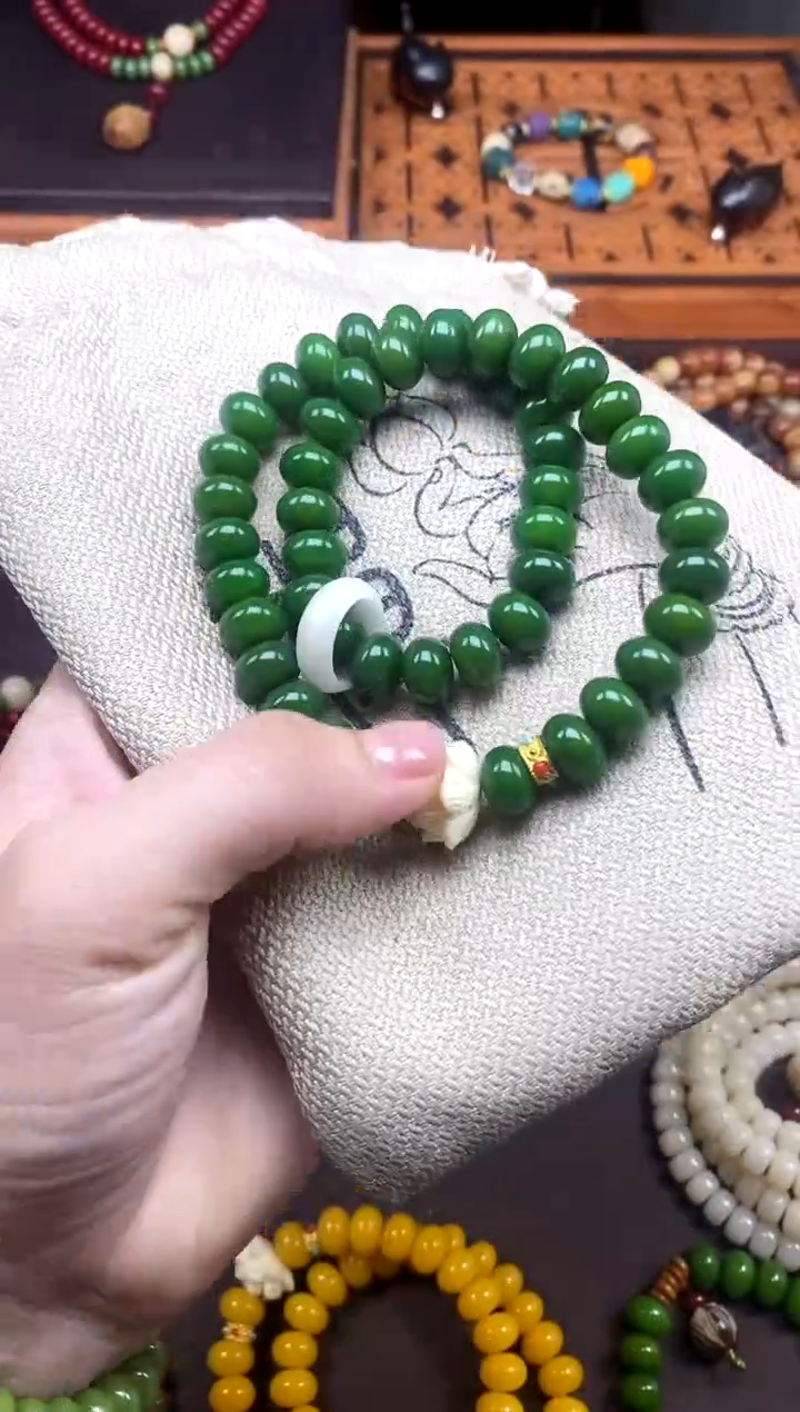 手串白玉菩提翠微 绿菩提双圈手串带莲花