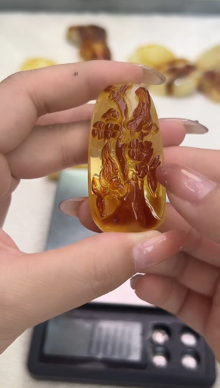 裸石琥珀未镶嵌琥珀蜜蜡吊坠