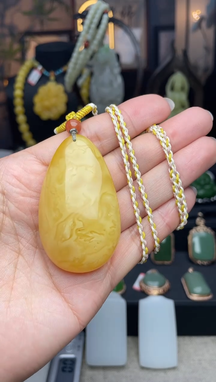 【闪购商品】琥珀颈饰未镶嵌吊坠sm46