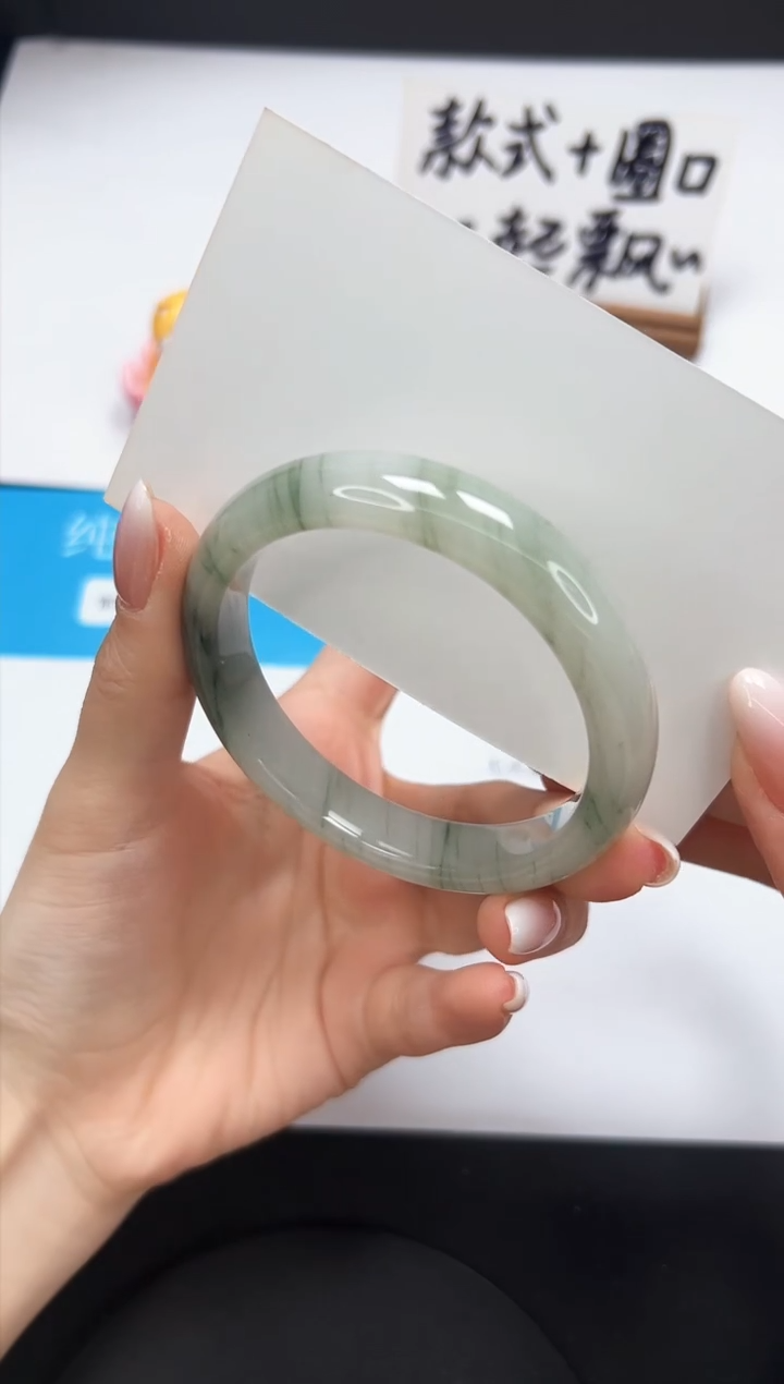 【闪购商品】石英质玉手镯未镶嵌A189-55.5