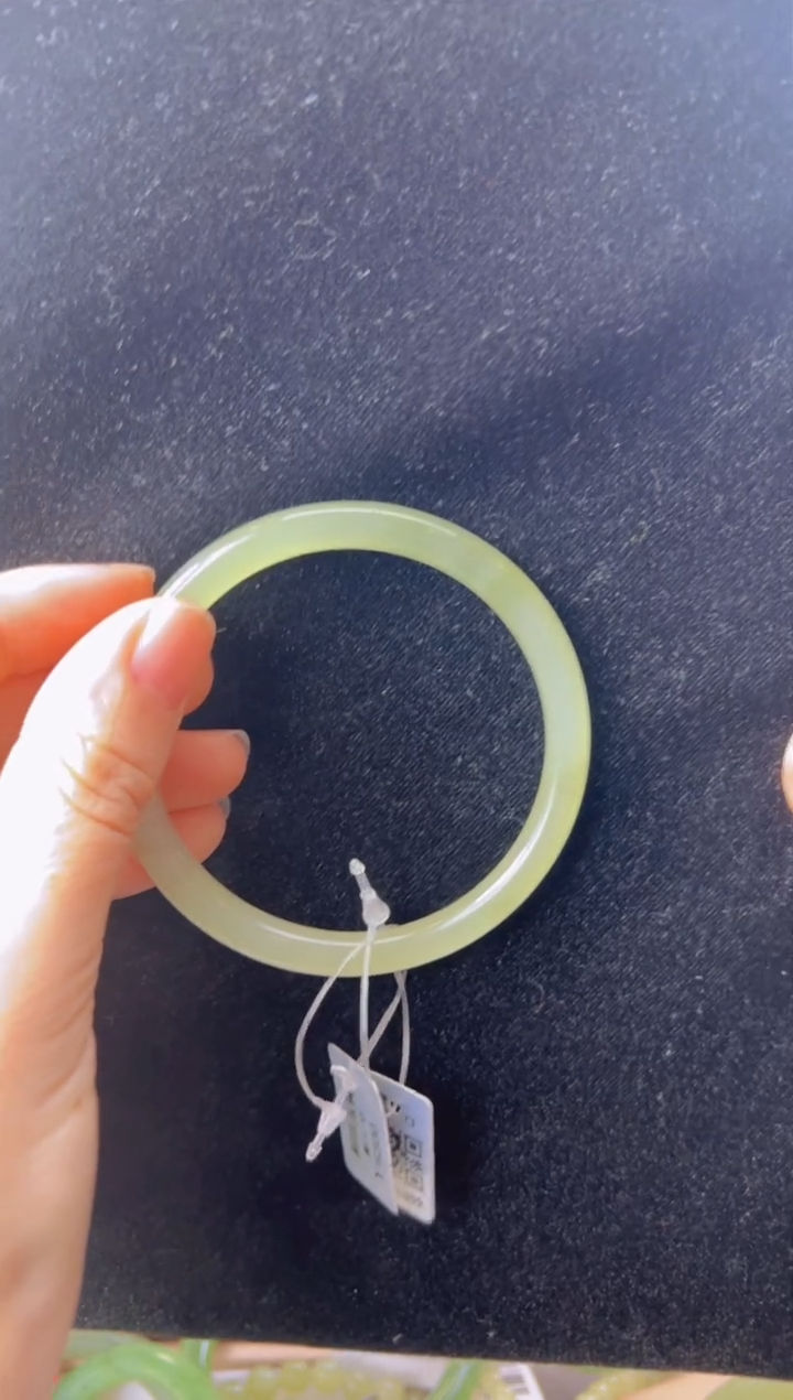 【闪购商品】和田玉（糖玉）手镯未镶嵌手镯