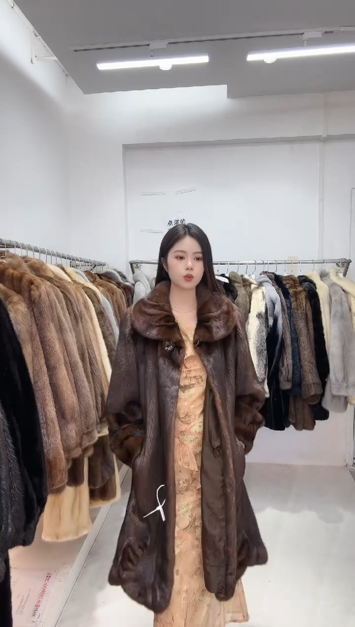 小橙子进口天然皮草