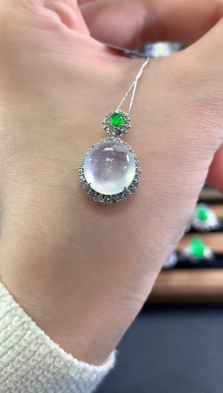 吊坠(不含链)18K金镶嵌翡翠c24   