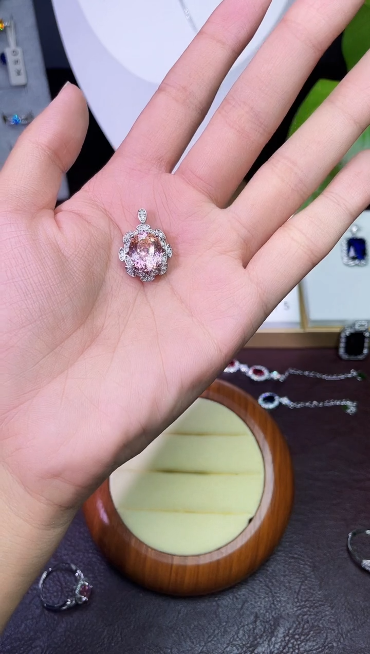 合金颈饰合成钻石日出粉吊坠