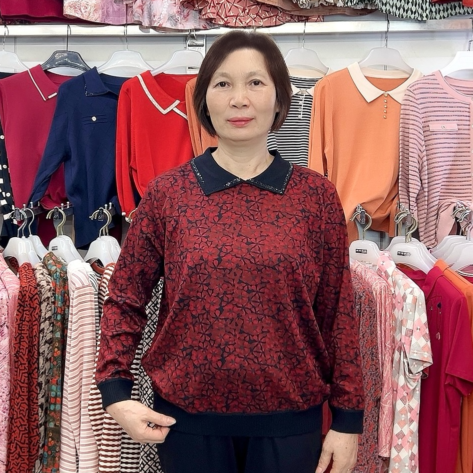 【金夫人妈妈装】中老年秋冬烫钻翻领套头上衣宽松遮肉碎花弹力长袖