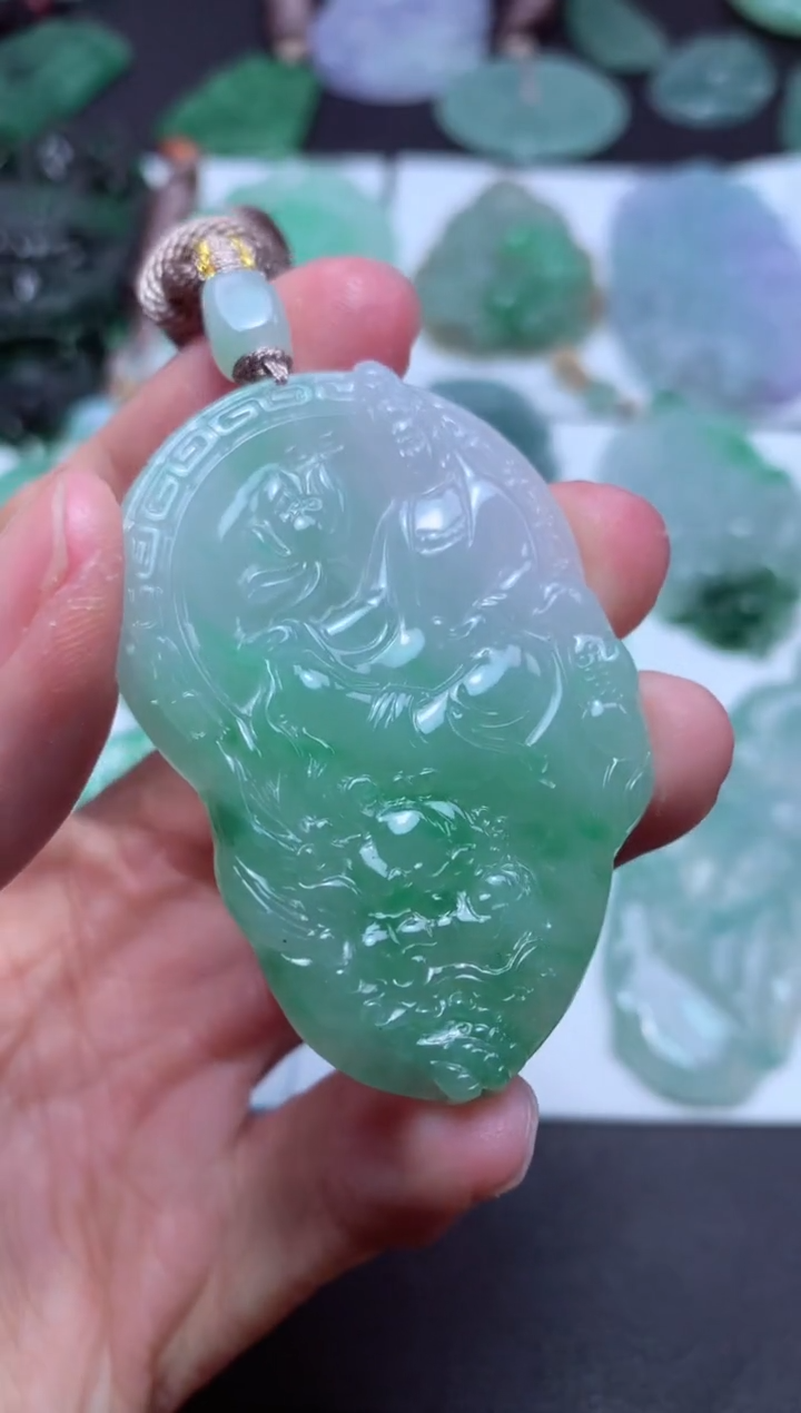 【闪购商品】翡翠颈饰未镶嵌天然翡翠