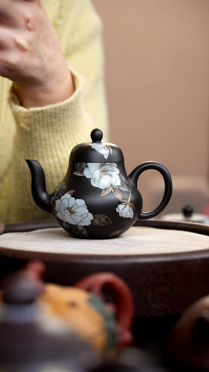 茶壶紫砂捂灰朱泥银牡丹思婷