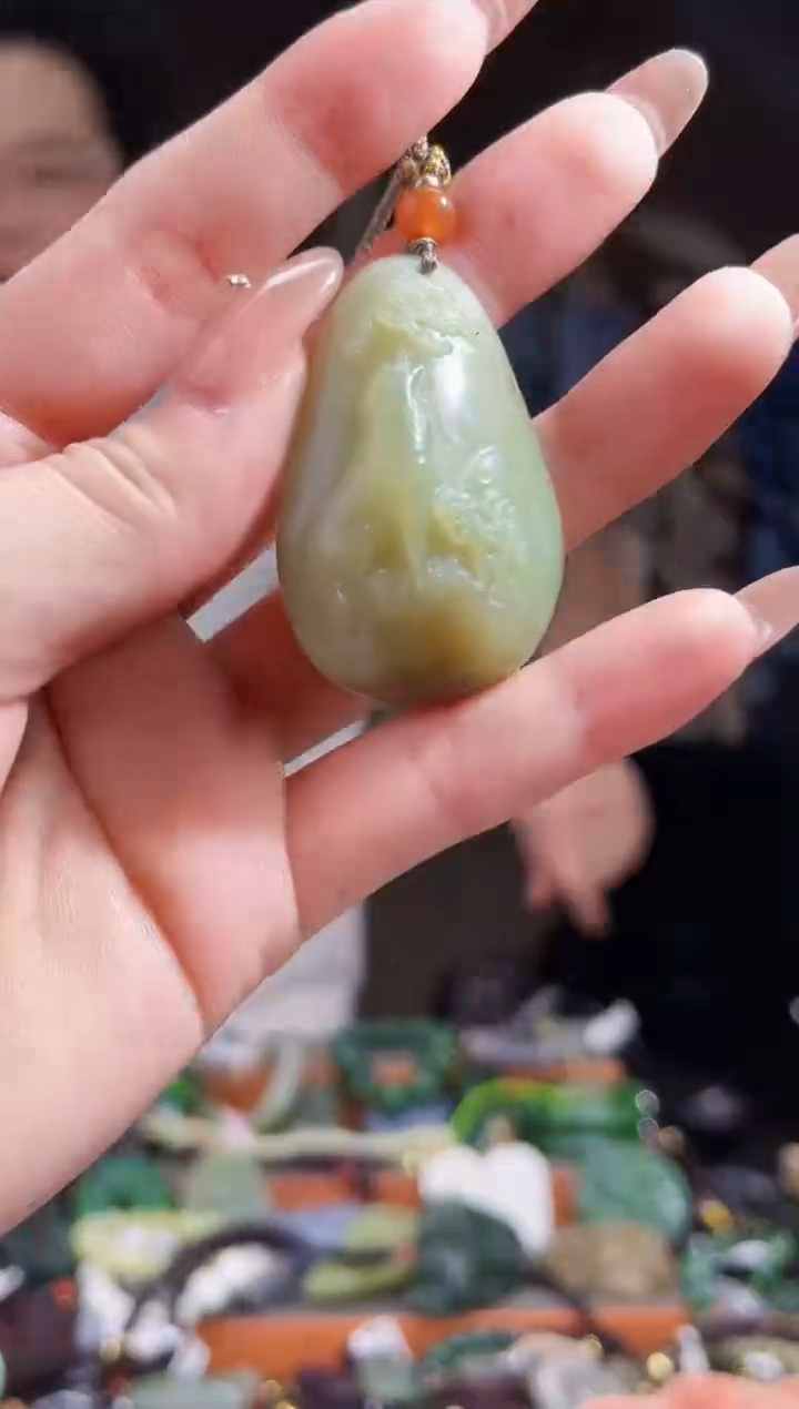 【闪购商品】和田玉颈饰未镶嵌拍一发一