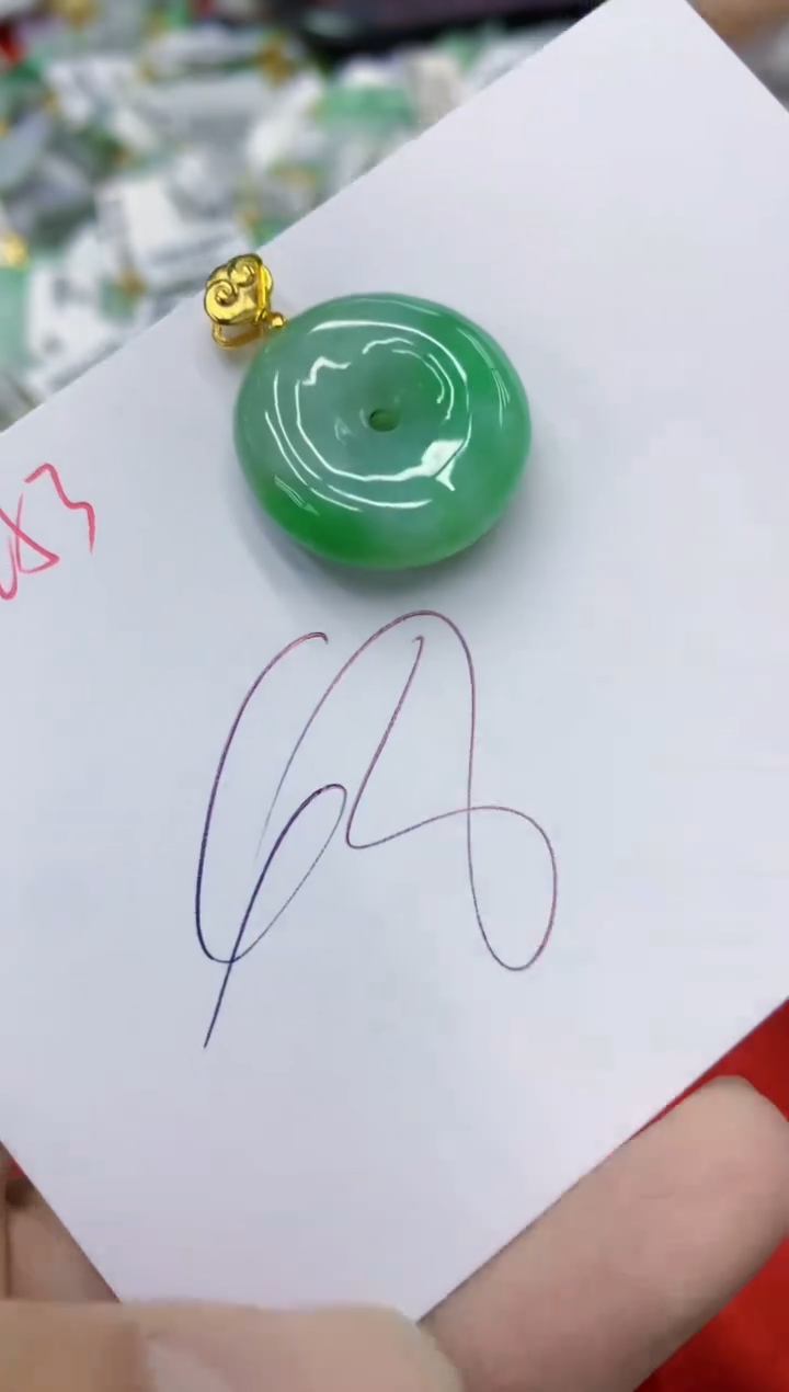 翡翠未镶嵌颈饰1111111111