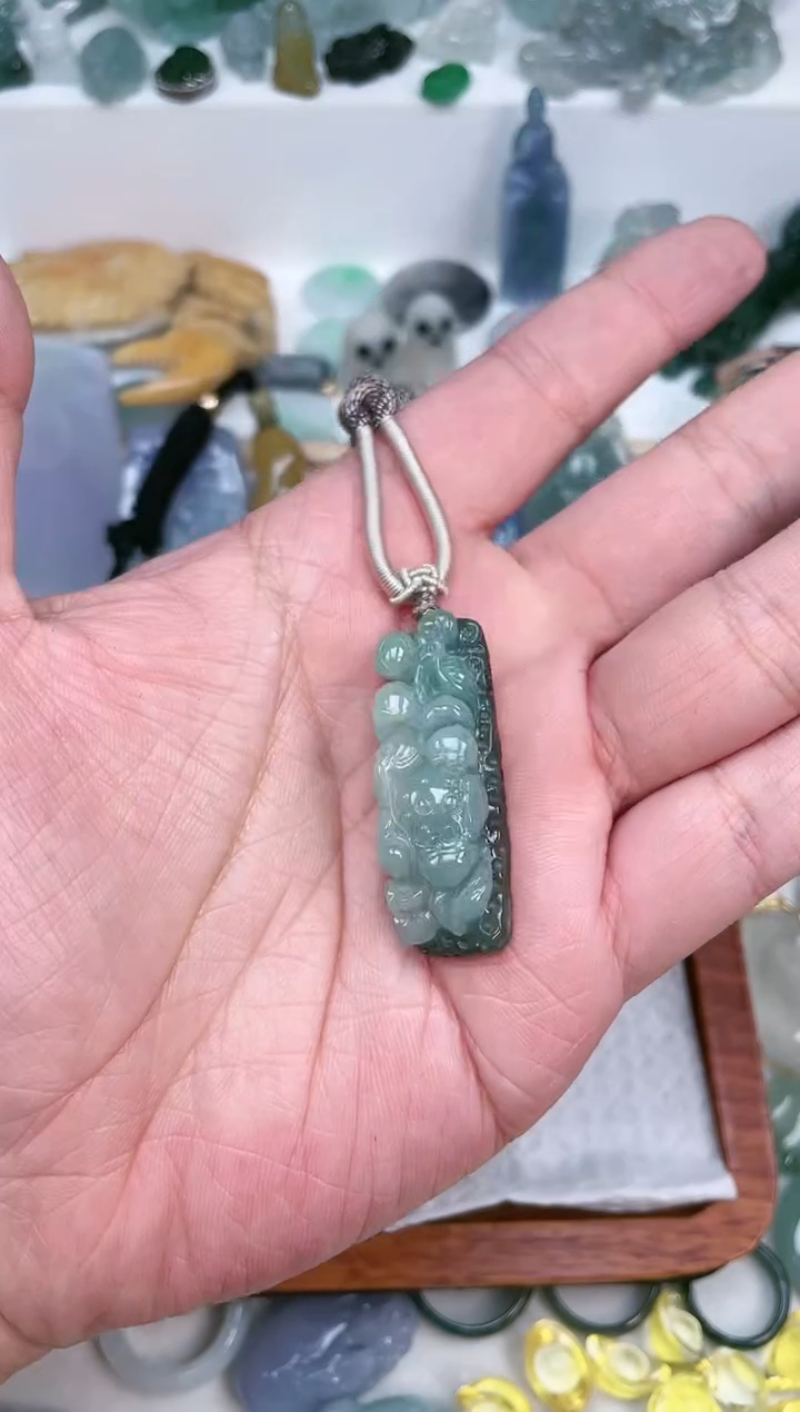 【闪购商品】翡翠颈饰未镶嵌莲花