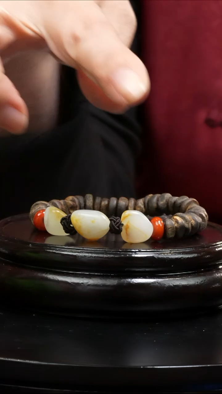 【闪购商品】和田玉吊坠(不含链)未镶嵌10.3克和田玉原石