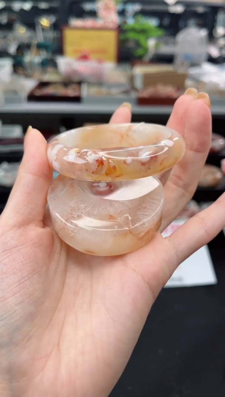 【闪购商品】石英质玉手镯未镶嵌55圈口（赠品镯心）3572103