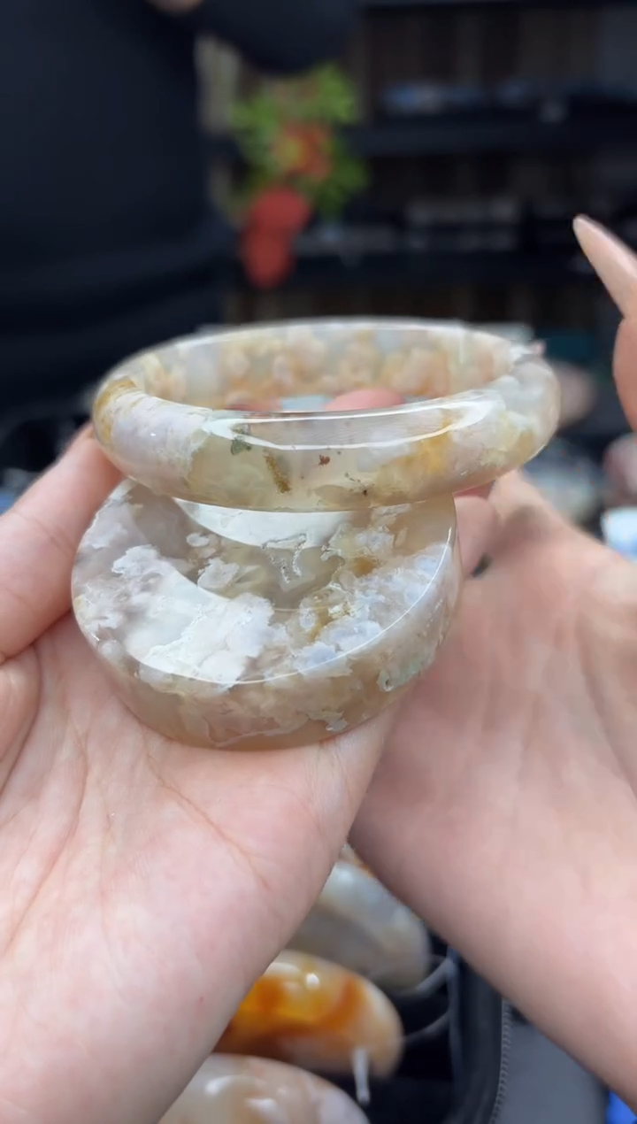 【闪购商品】石英质玉手镯未镶嵌134（62圈赠送镯心）