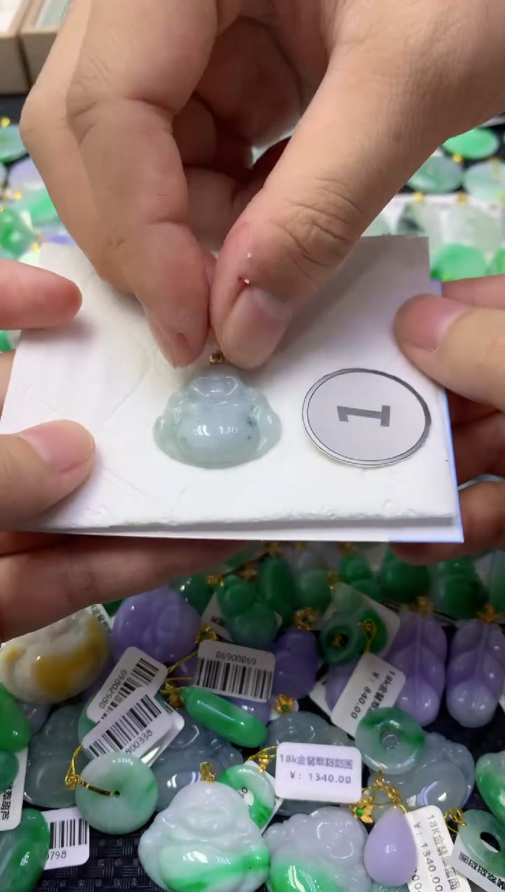 颈饰未镶嵌翡翠天然缅甸翡翠A货