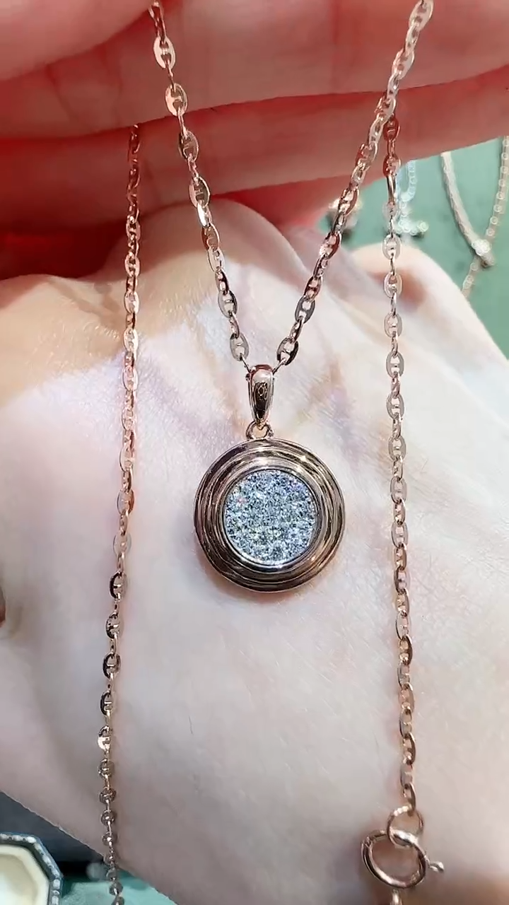 【闪购商品】钻石吊坠(不含链)18K金镶嵌18K金钻石飞蝶吊坠
