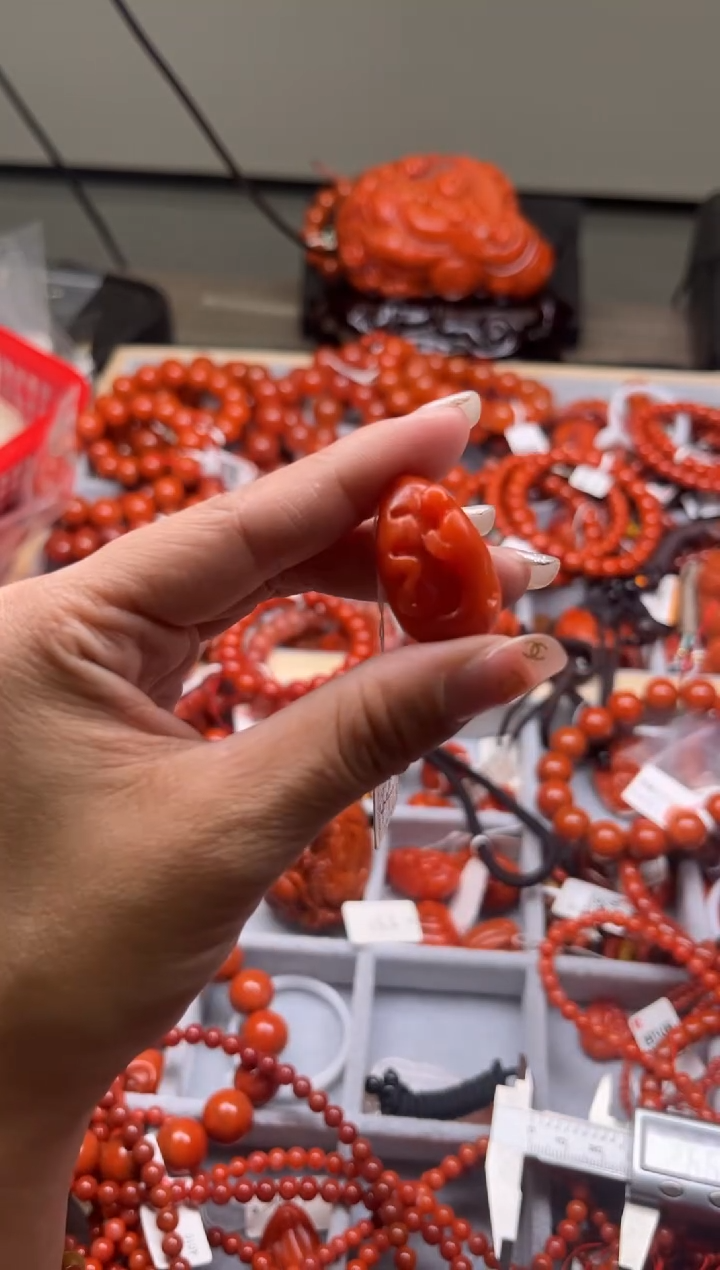 【闪购商品】南红玛瑙珠宝奇石未镶嵌521