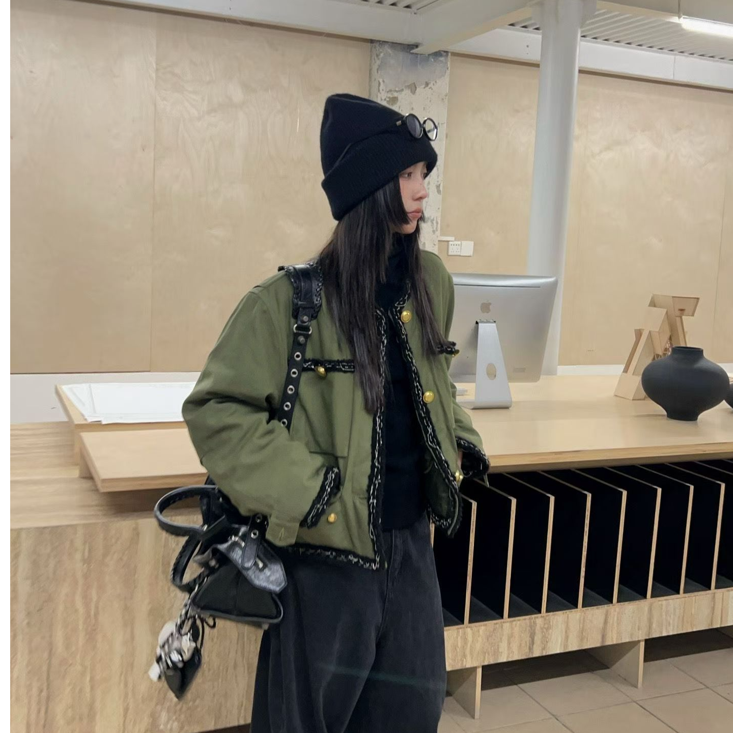 【欢喜SS】秋冬韩版洋气重工小香风短款时尚休闲百搭加厚宽松棉服