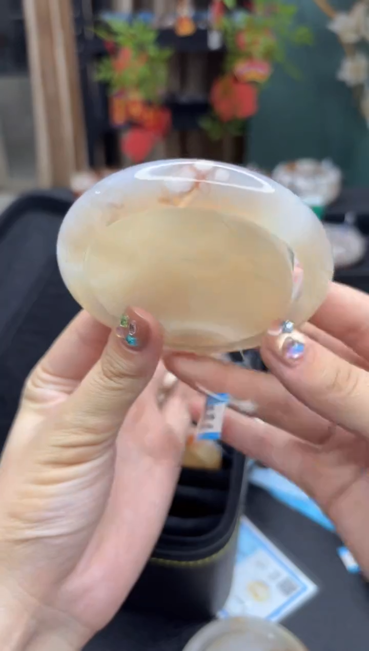 【闪购商品】石英质玉手镯未镶嵌529（66圈赠送镯心）