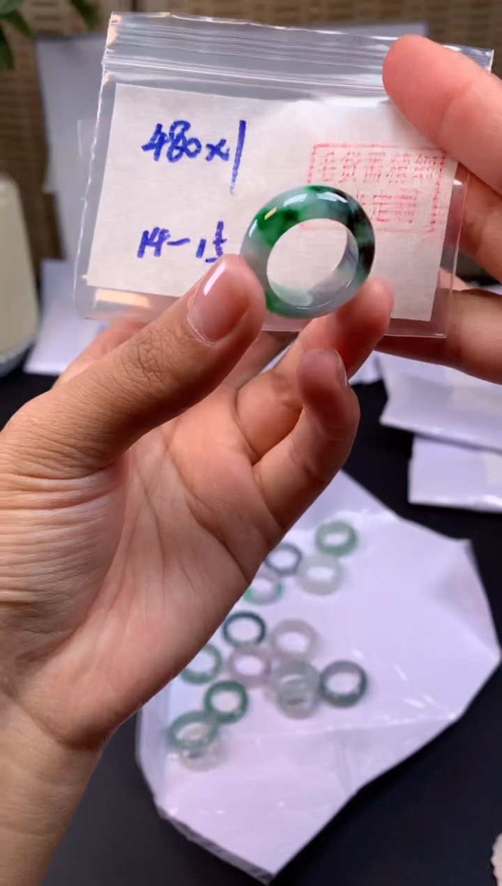 【闪购商品】定制翡翠未镶嵌戒圈#480元-毛货需精细抛光