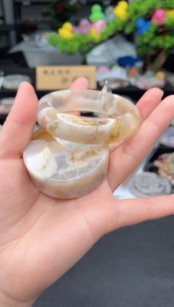 石英质玉未镶嵌手镯57圈口（赠品镯心）1674239