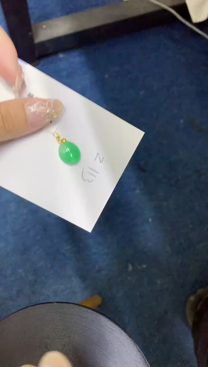 【闪购商品】翡翠颈饰18K金镶嵌0000000000